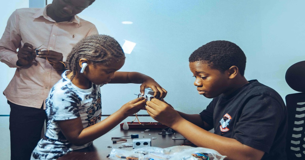 guide to AI image generation for small business 2026