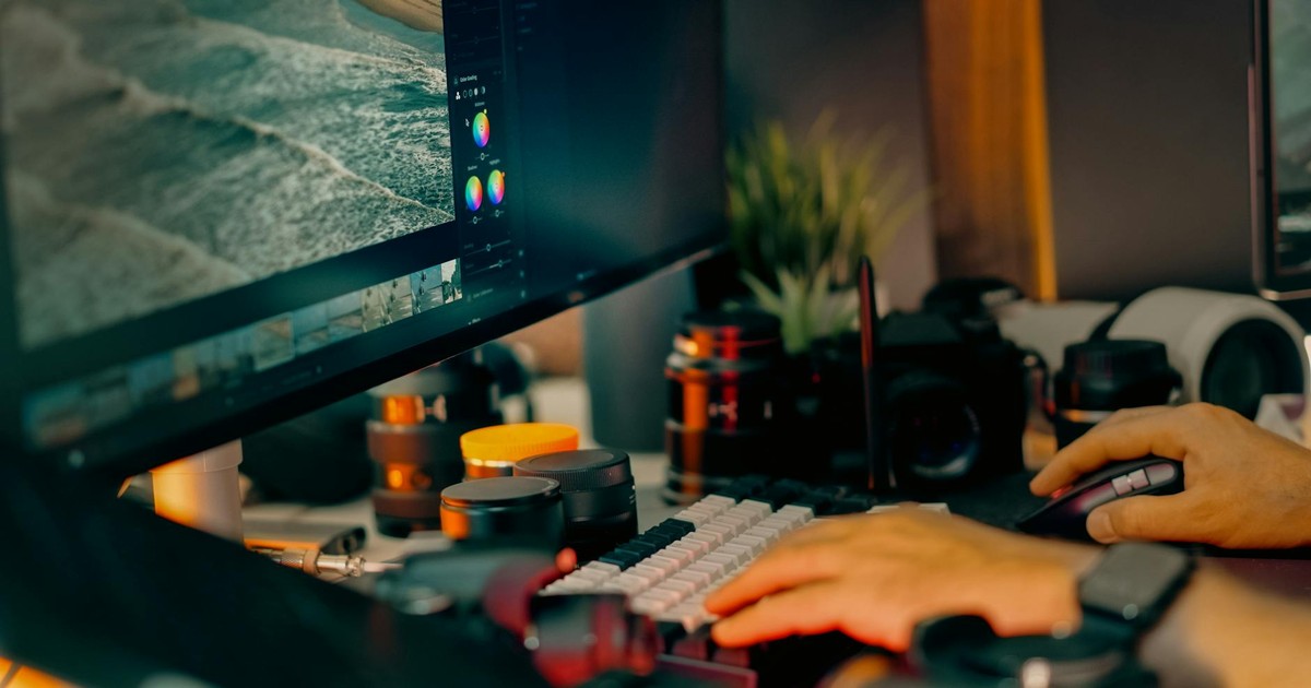 best AI writing assistants for students UK 2026