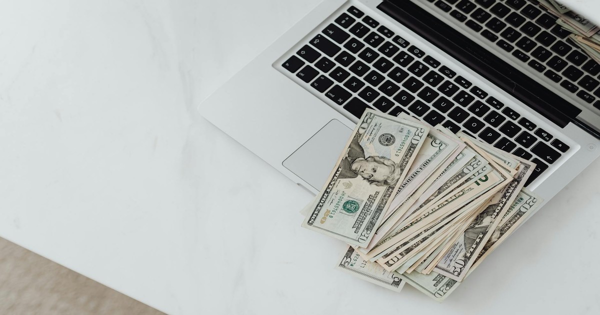 how to declutter and make money UK 2026